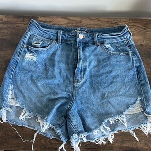 Women’s High Waisted Jean Shorts
